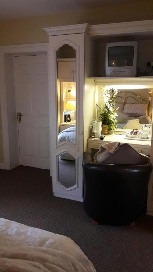 Annalee House * Butlersbridge